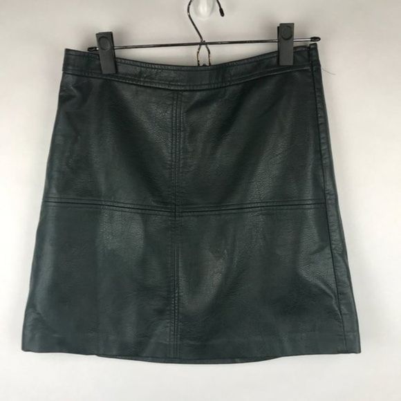 The Limited Dresses & Skirts - The Limited Faux Leather Green Mini Skirt Size 2
